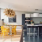 Loft Sur L'eau En Centre-ville De Compiegne *