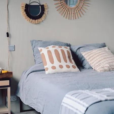 Vakantiehuis Loft Sur L'eau En Centre-ville De Compiegne *