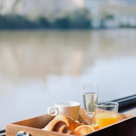 Hébergement de vacances Loft Sur L'eau En Centre-ville De Compiegne *
