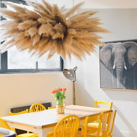 Loft Sur L'eau En Centre-ville De Compiegne *