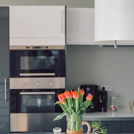 Loft Sur L'eau En Centre-ville De Compiegne Hébergement de vacances *