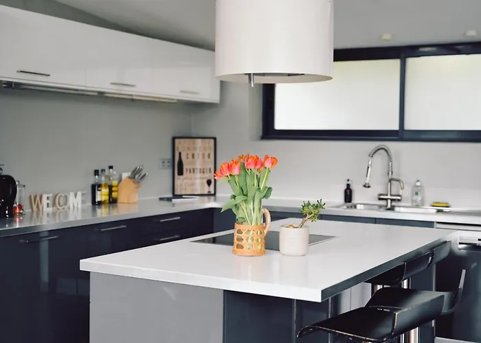 Loft Sur L'eau En Centre-ville De Compiegne Vakantiehuis